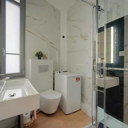 New 2 Bed 2 Bath Ac Palais 8 Min Walk Apartamento Cannes